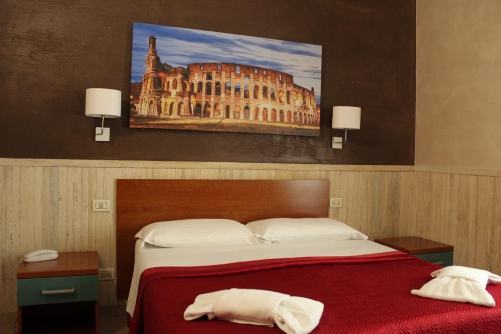 Hotel Pyramid Roma Exterior foto